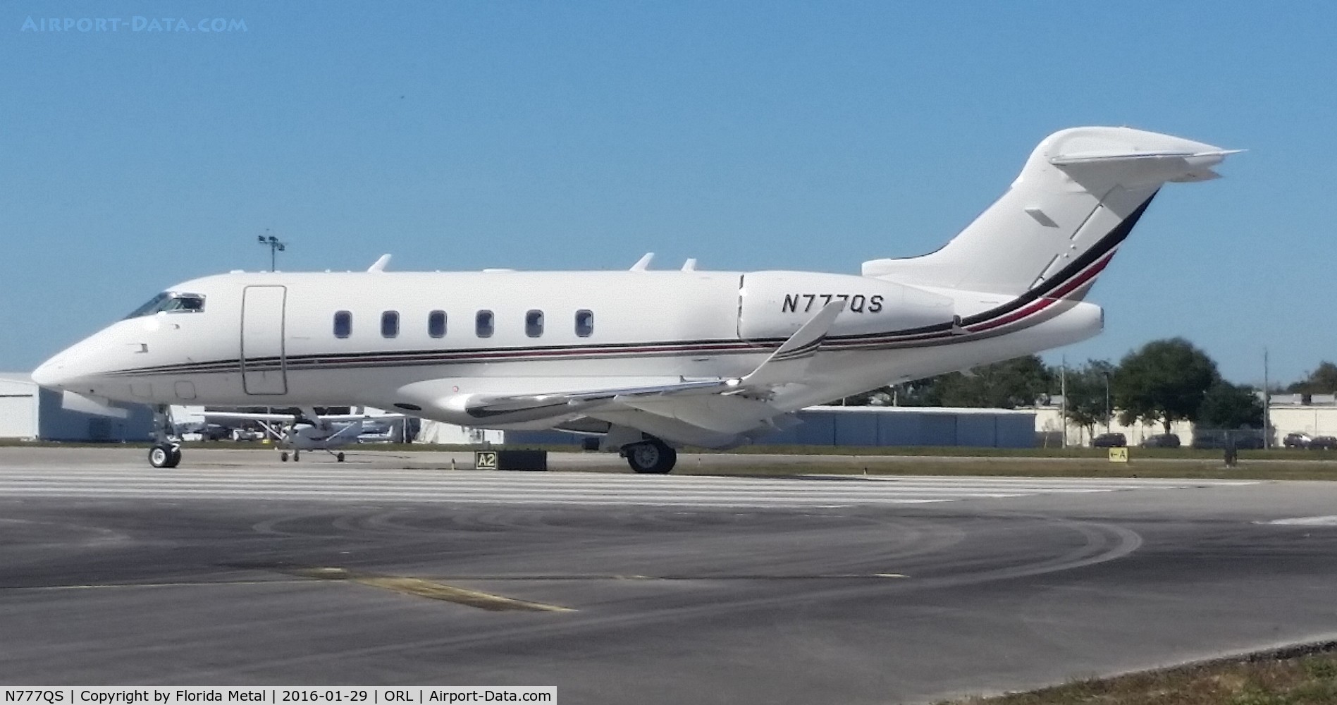 N777QS, 2015 Bombardier Challenger 350 (BD-100-1A10) C/N 20562, Net Jets