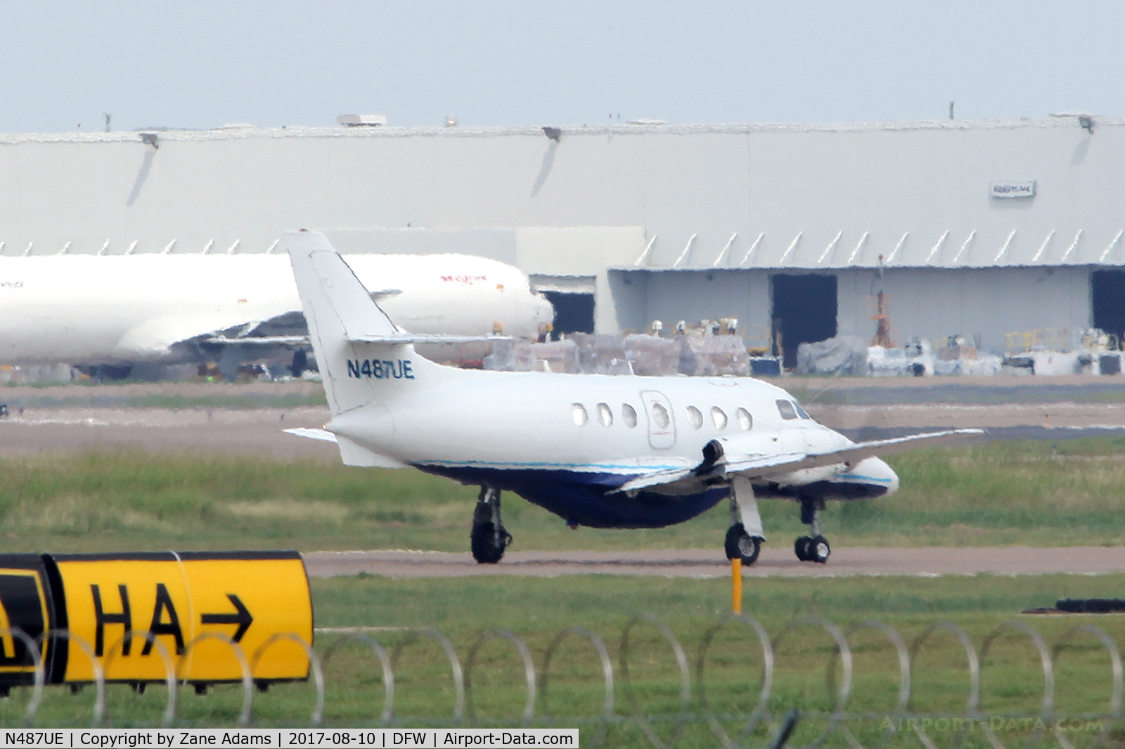 N487UE, 1990 British Aerospace BAe-3201 Jetstream C/N 906, At DFW Airport