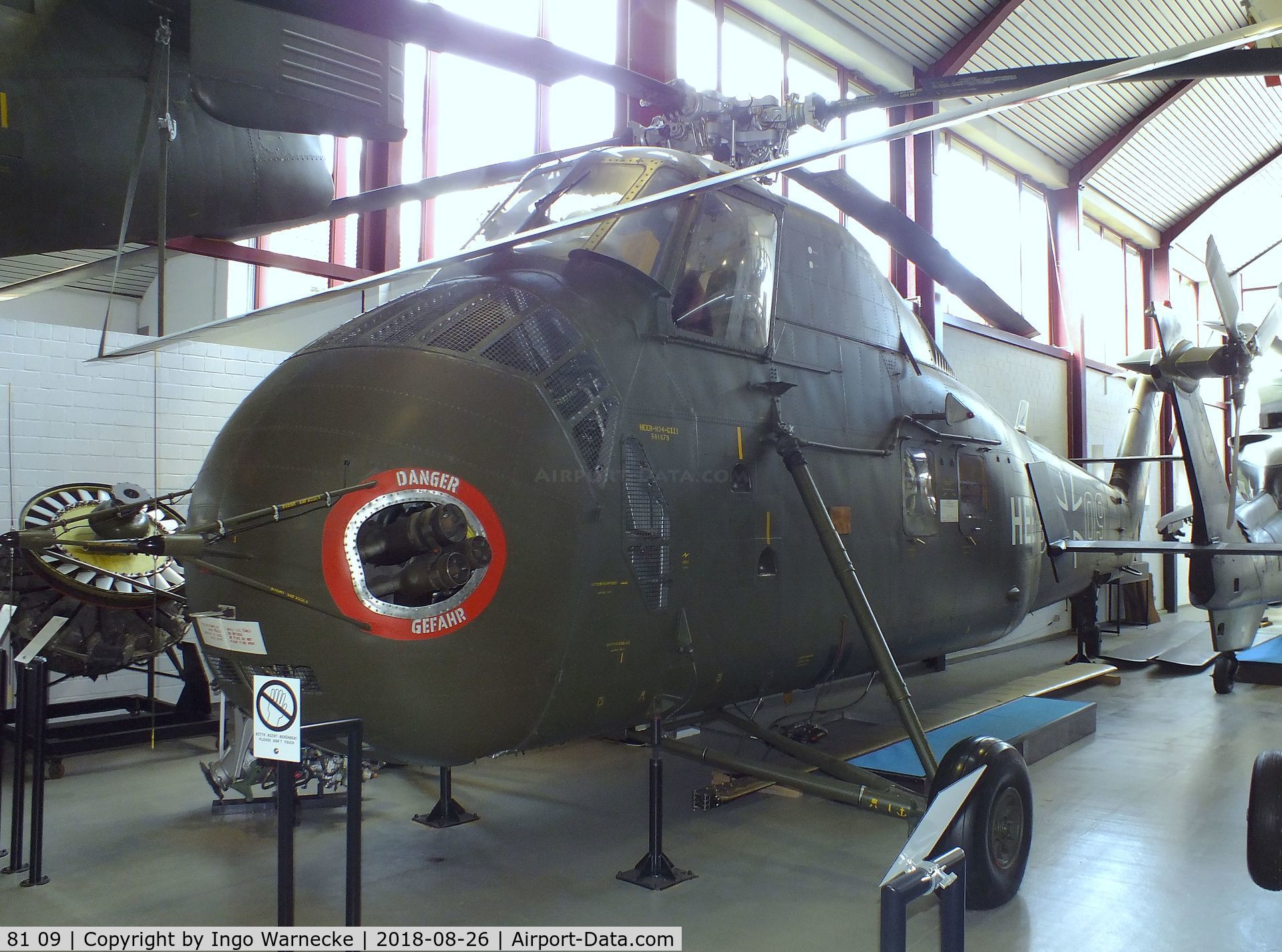 81 09, Sikorsky H-34G Choctaw C/N 58-1679, Sikorsky H-34G Choctaw at the Hubschraubermuseum (helicopter museum), Bückeburg