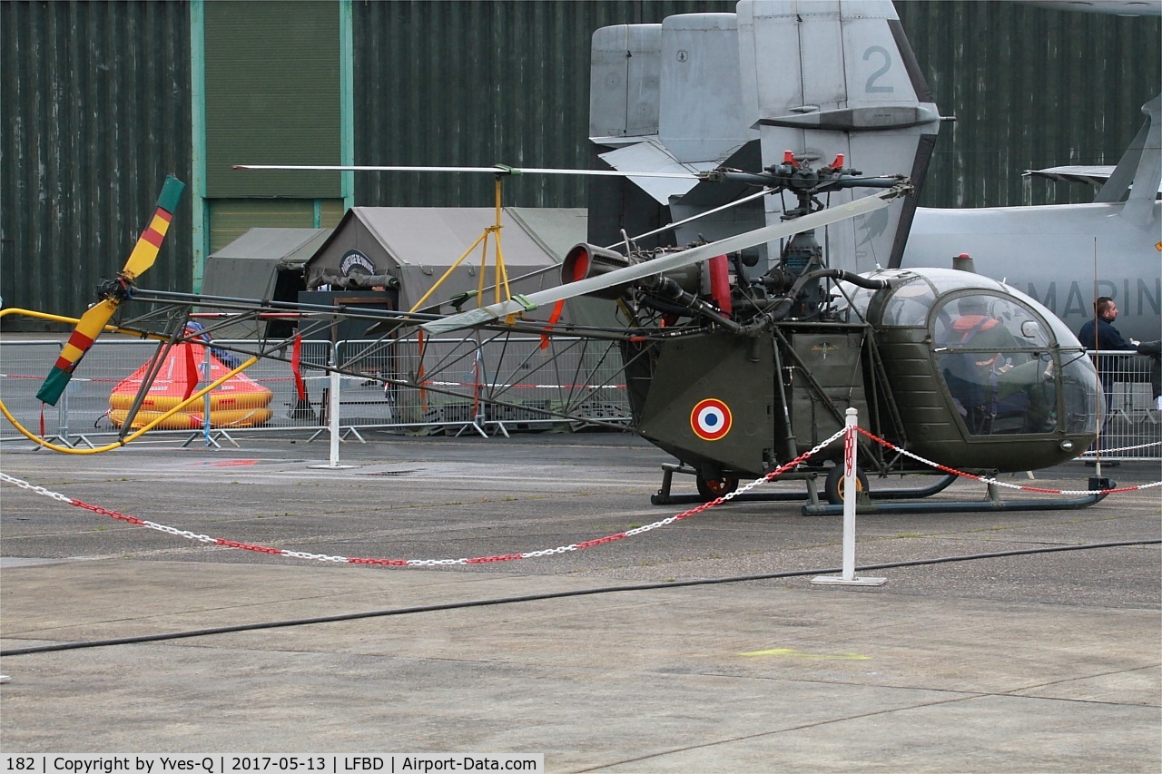 182, Sud SE-3130 Alouette II C/N 1112/C24-M182, Sud SE-3130 Alouette II, Preserved at C.A.E.A museum, Bordeaux-Merignac Air base 106 (LFBD-BOD)