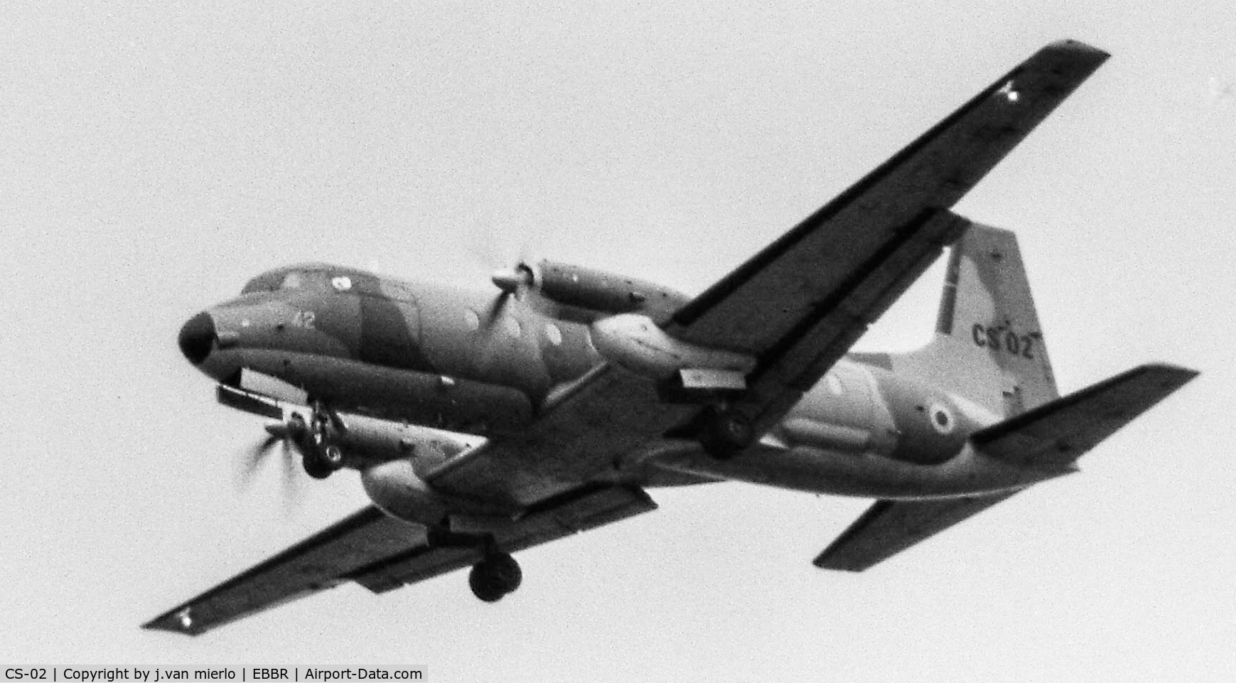CS-02, 1976 Hawker Siddeley HS.748 Series 2A C/N 1742, Landing 25R Brussels