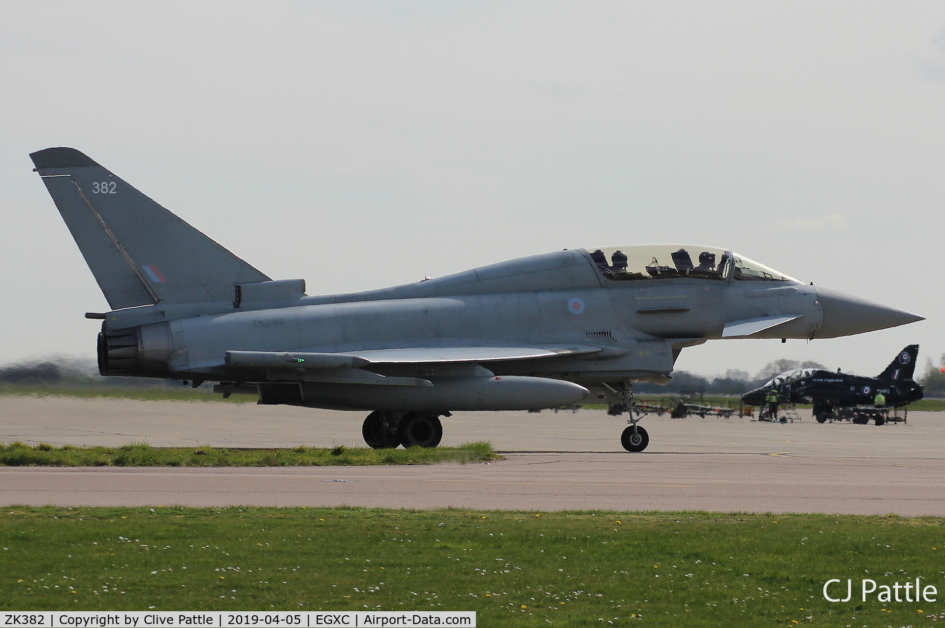 ZK382, 2012 Eurofighter EF-2000 Typhoon T.3 C/N BT027/372, Coningsby action
