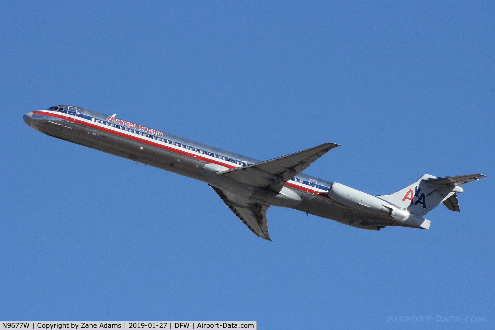 N9677W, 1999 McDonnell Douglas MD-83 (DC-9-83) C/N 53627, Departing DFW Airport