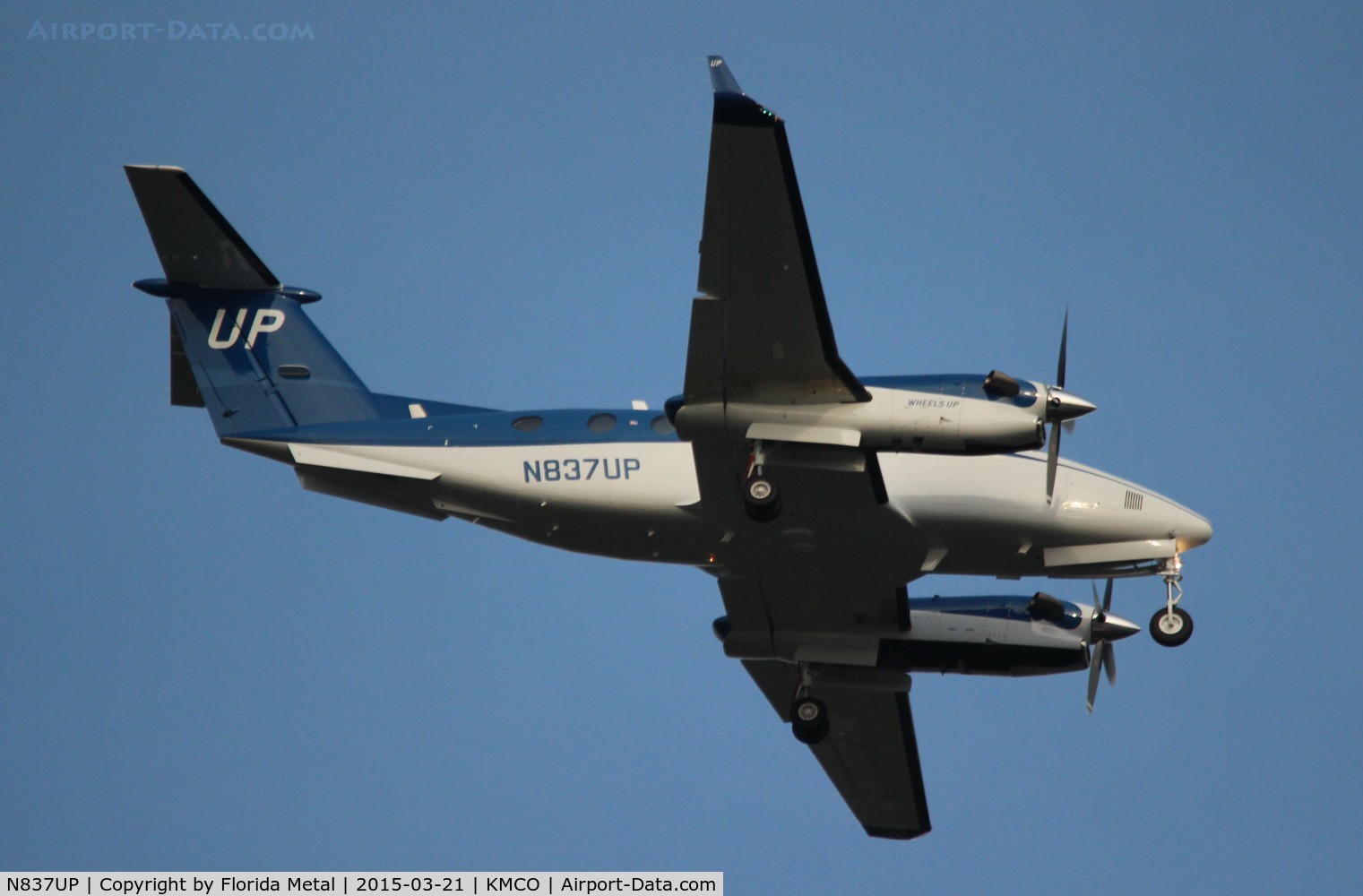 N837UP, 2014 Beechcraft B350i King Air C/N FL-967, Wheels Up