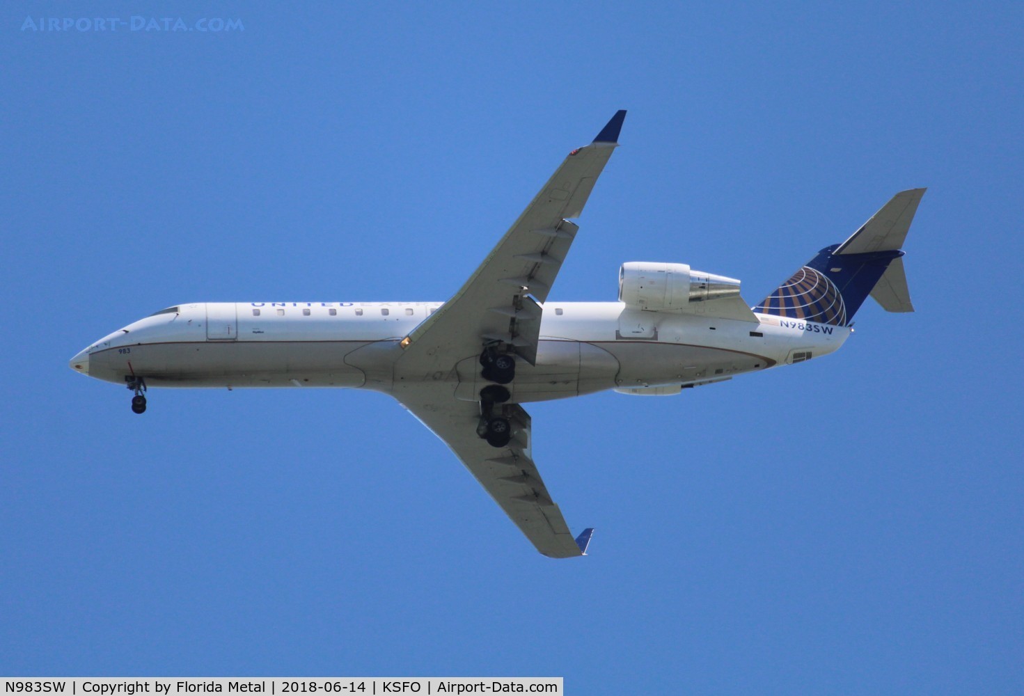 N983SW, 2004 Bombardier CRJ-200ER (CL-600-2B19) C/N 7961, United Express