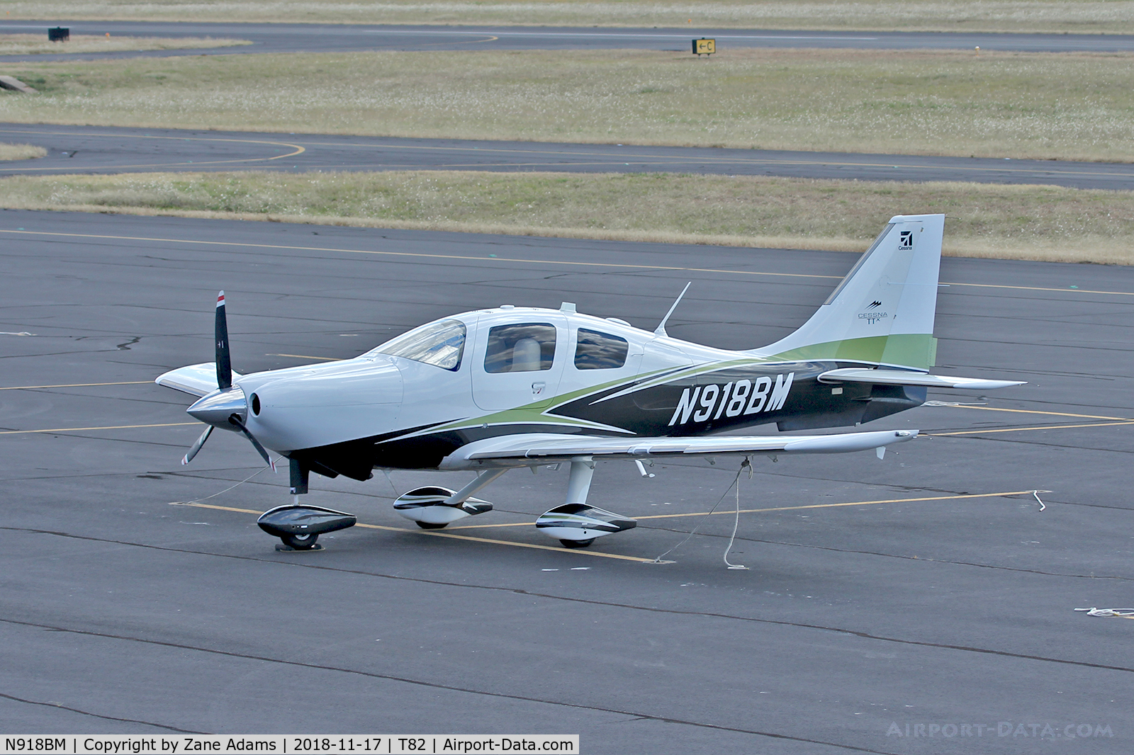 N918BM, 2016 Cessna T240 C/N T24002111, On the ramp at Fredericksburg, Texas