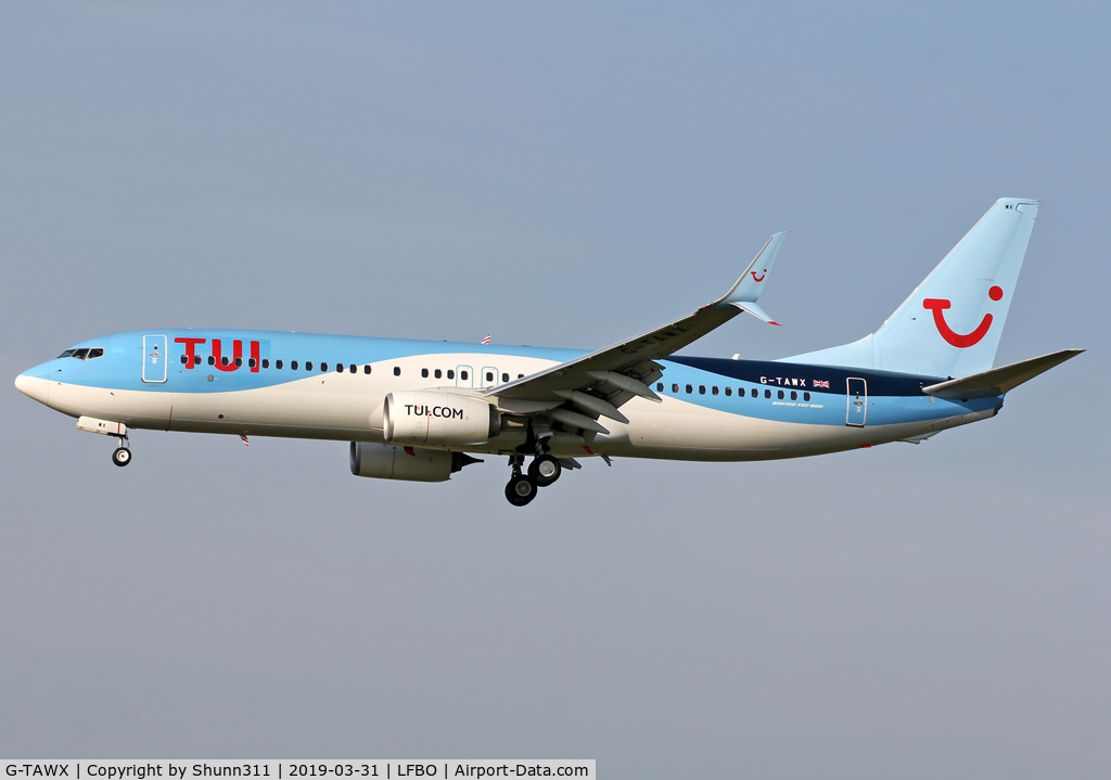 G-TAWX, 2013 Boeing 737-8K5 C/N 44272, Landing rwy 14R