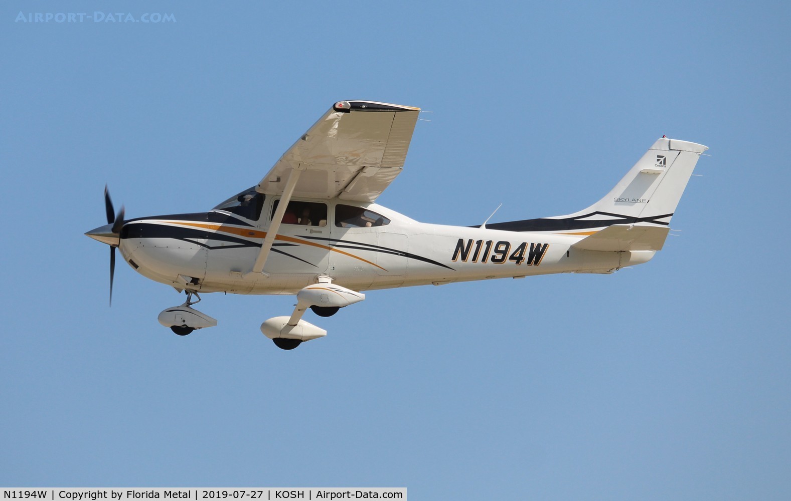 N1194W, 2007 Cessna 182T Skylane C/N 18281906, Cessna 182T