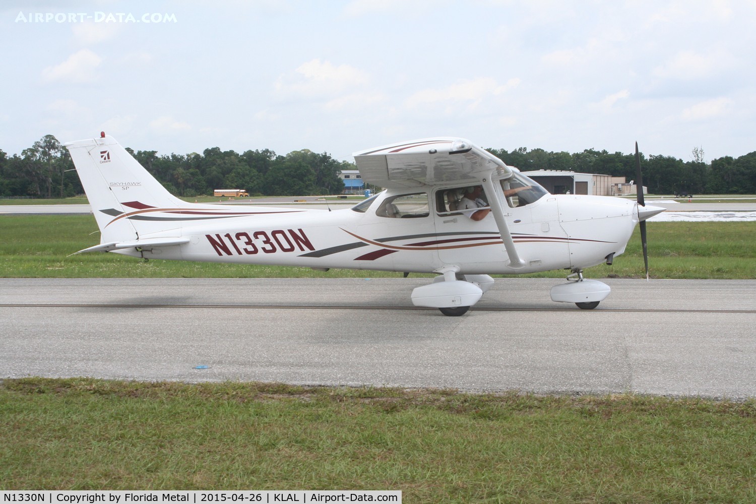 N1330N, 2006 Cessna 172S C/N 172S10396, Cessna 172S