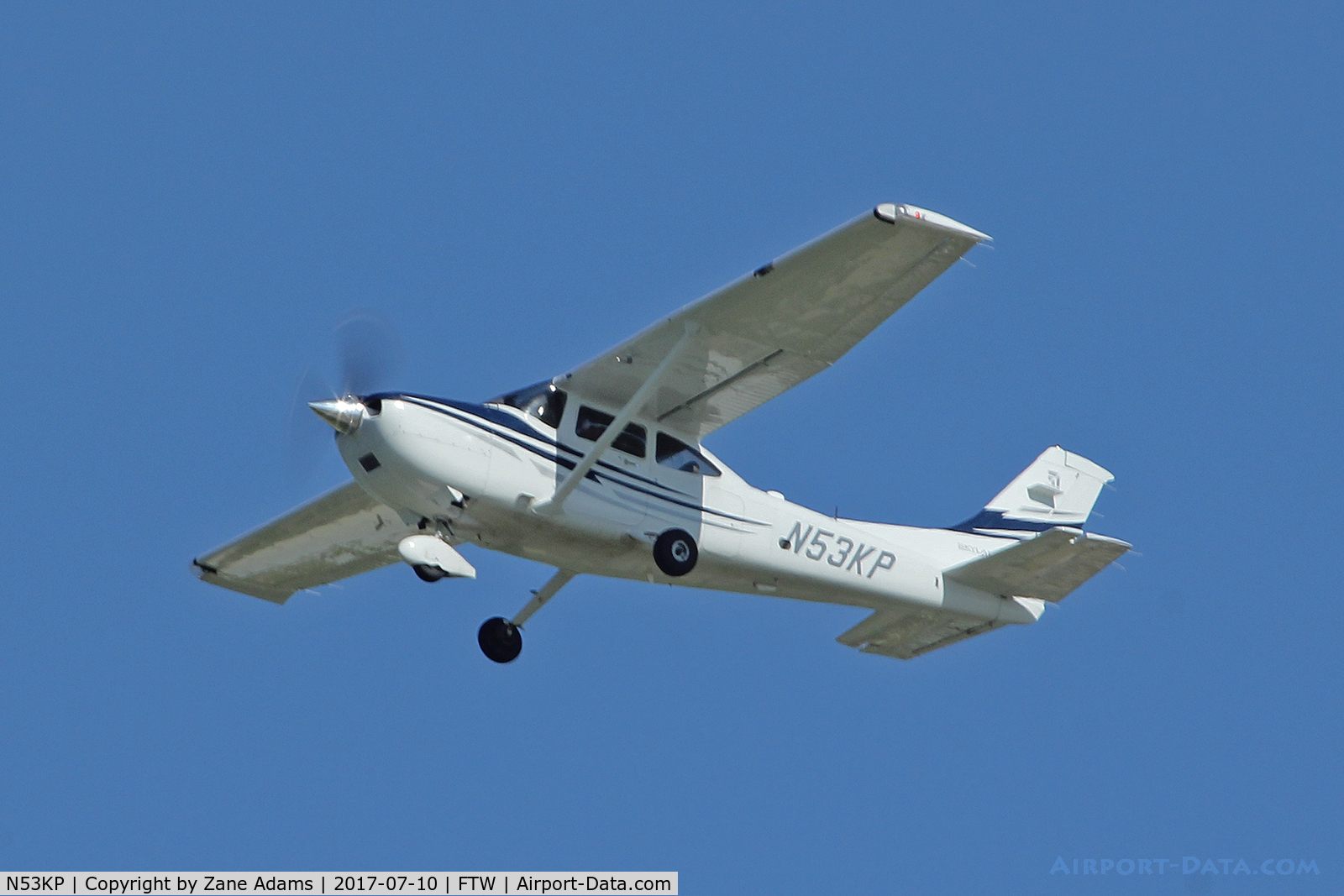 N53KP, 2005 Cessna 182T Skylane C/N 18281541, Departing Meacham Field