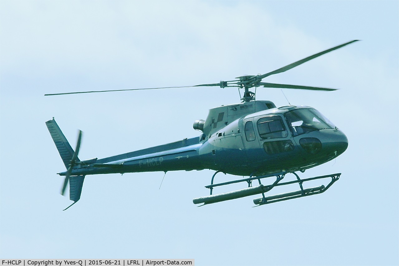 F-HCLP, Eurocopter AS-350B-2 Ecureuil Ecureuil C/N 4511, Eurocopter AS-350B-2 Ecureuil, Landing, Lanvéoc-Poulmic (LFRL) Open day 2015
