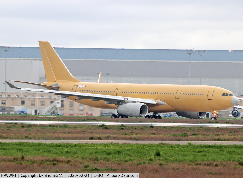 F-WWKT, 2020 Airbus A330-243 C/N 1965, C/n 1965 - For French Air Force as F-UJCK / 045... Re-registered as EC-332 for Airbus Miltary...
