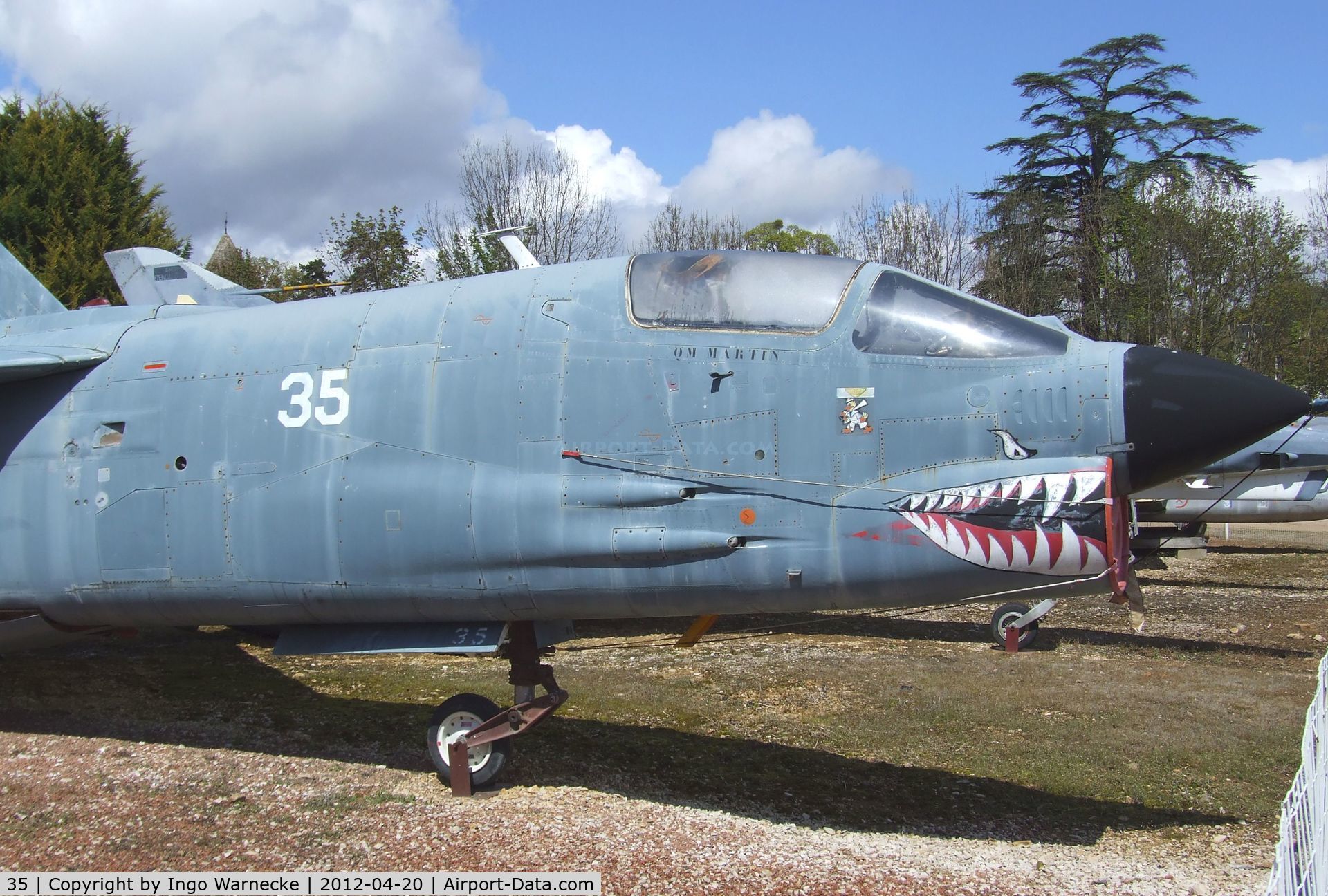 35, Vought F-8E(FN) Crusader C/N 1252, Vought F-8E(FN) Crusader at the Musee de l'Aviation du Chateau, Savigny-les-Beaune