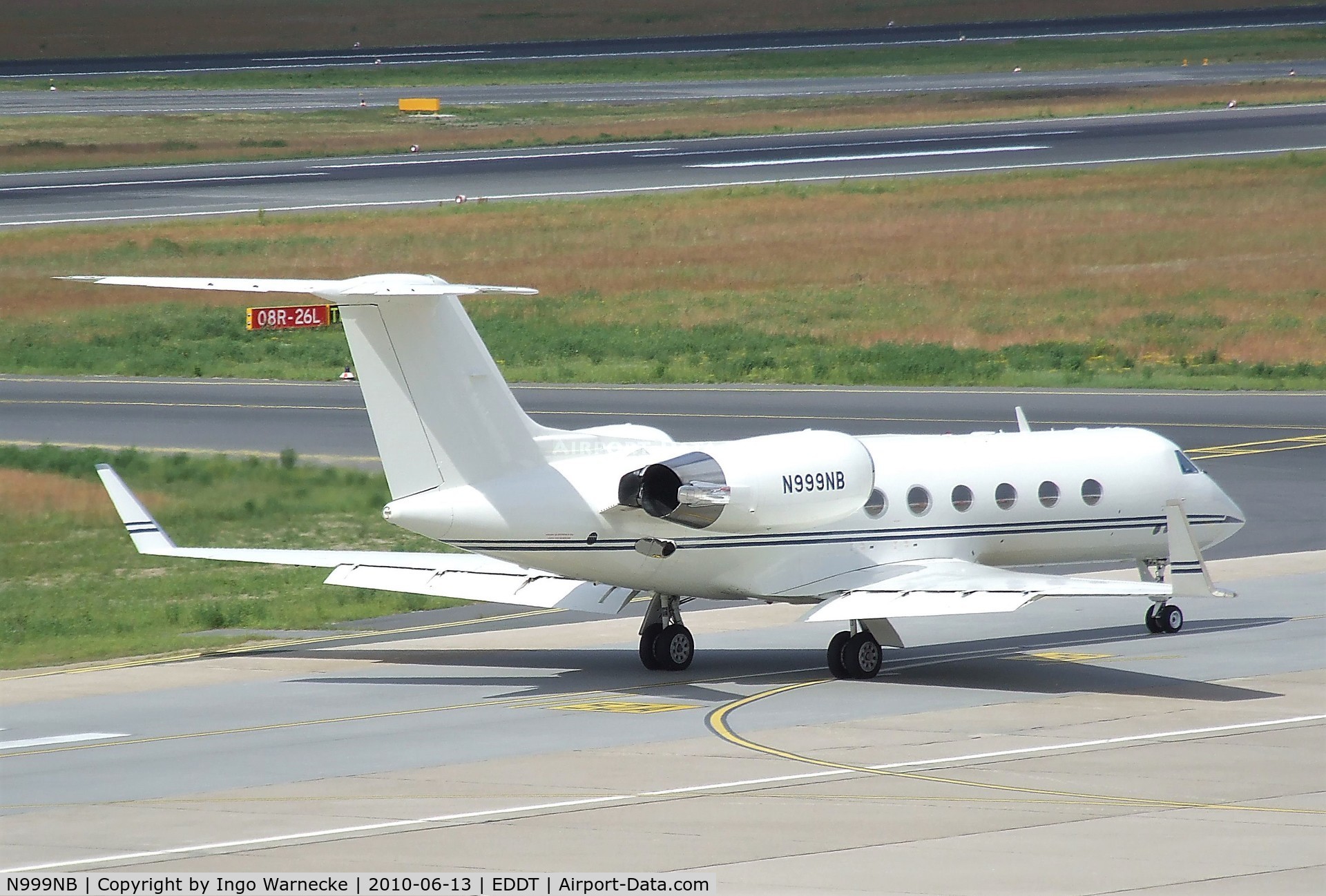 N999NB, Gulfstream Aerospace G-IV C/N 1234, Gulfstream Aerospace Gulfstream G IV at Berlin/Tegel airport