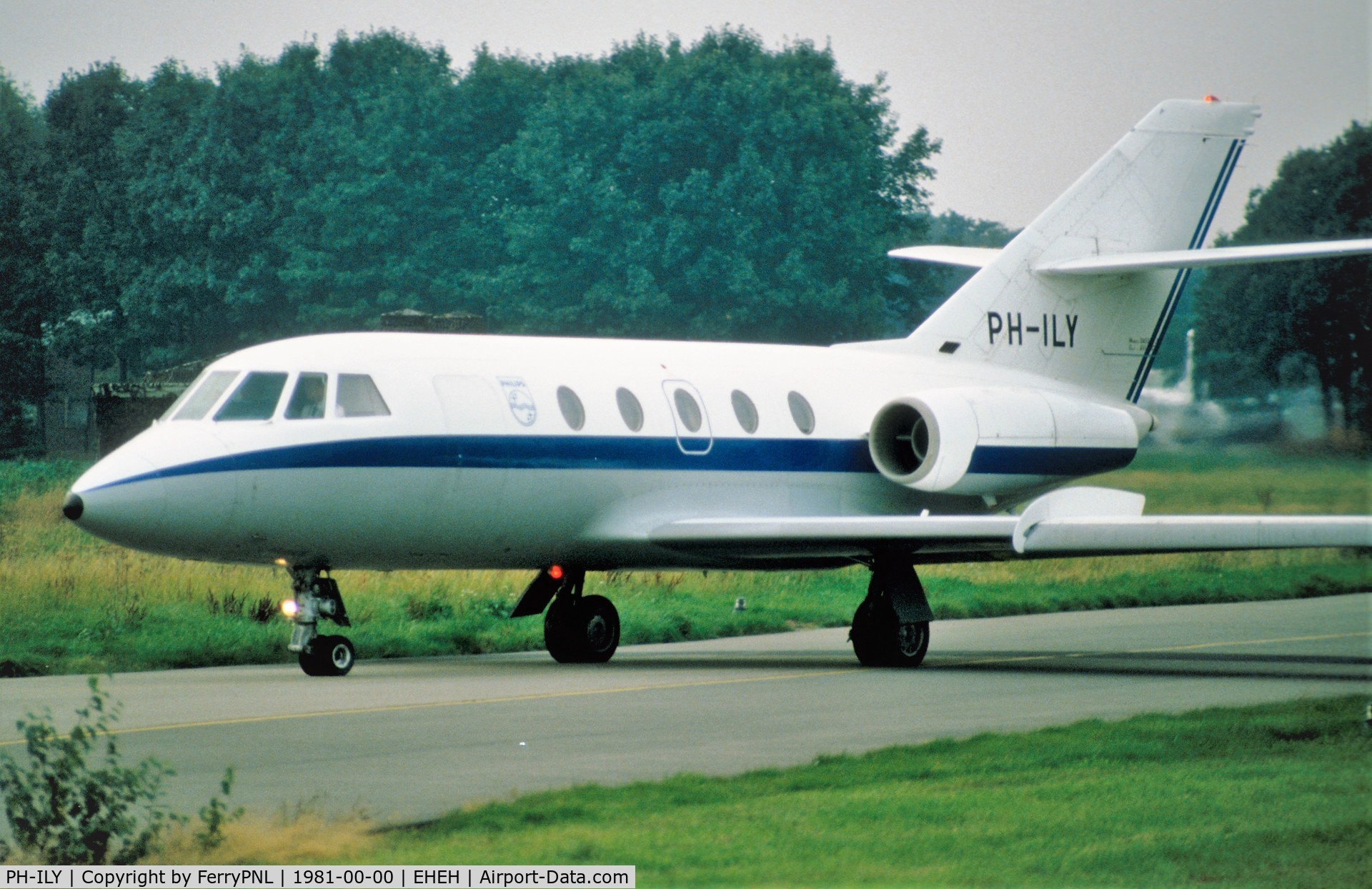 PH-ILY, 1975 Dassault Falcon 20E C/N 326, Philips Da20E