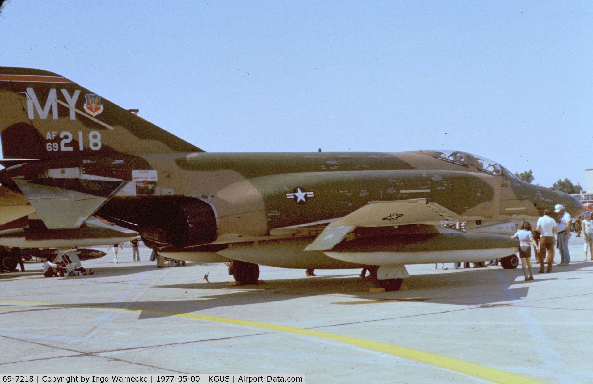 69-7218, McDonnell Douglas F-4E C/N 3879, McDonnell Douglas F-4E Phantom II of the USAF at the 1977 airshow at Grissom AFB, Peru IN