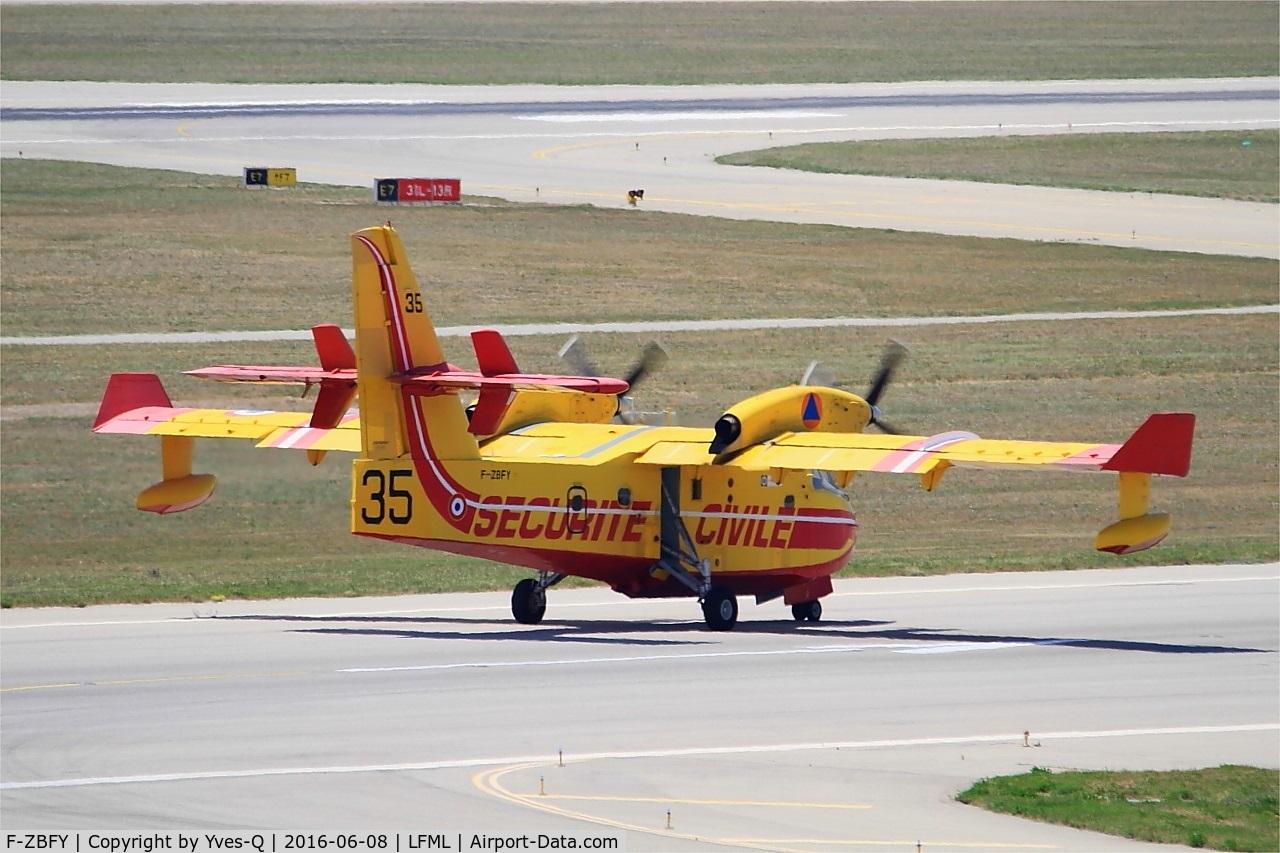 F-ZBFY, Canadair CL-215-6B11 CL-415 C/N 2010, Canadair CL-415, TReady to take off rwy 31R, Marseille-Provence Airport (LFML-MRS)