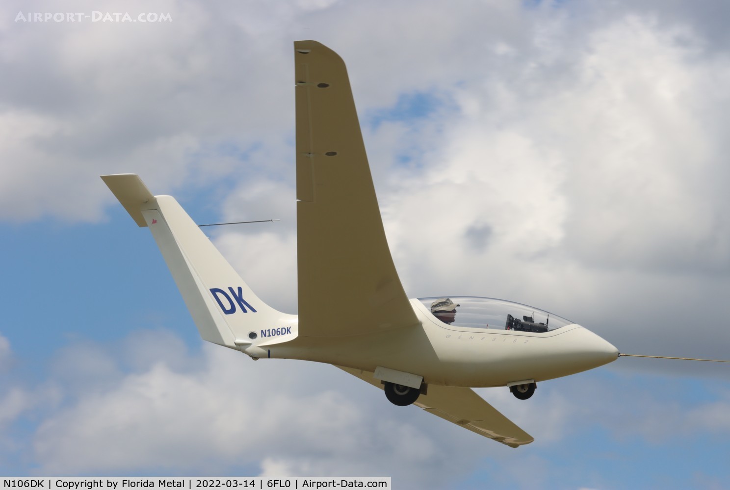 N106DK, 1999 Sportine Aviacija Genesis 2 C/N 2007, Genesis