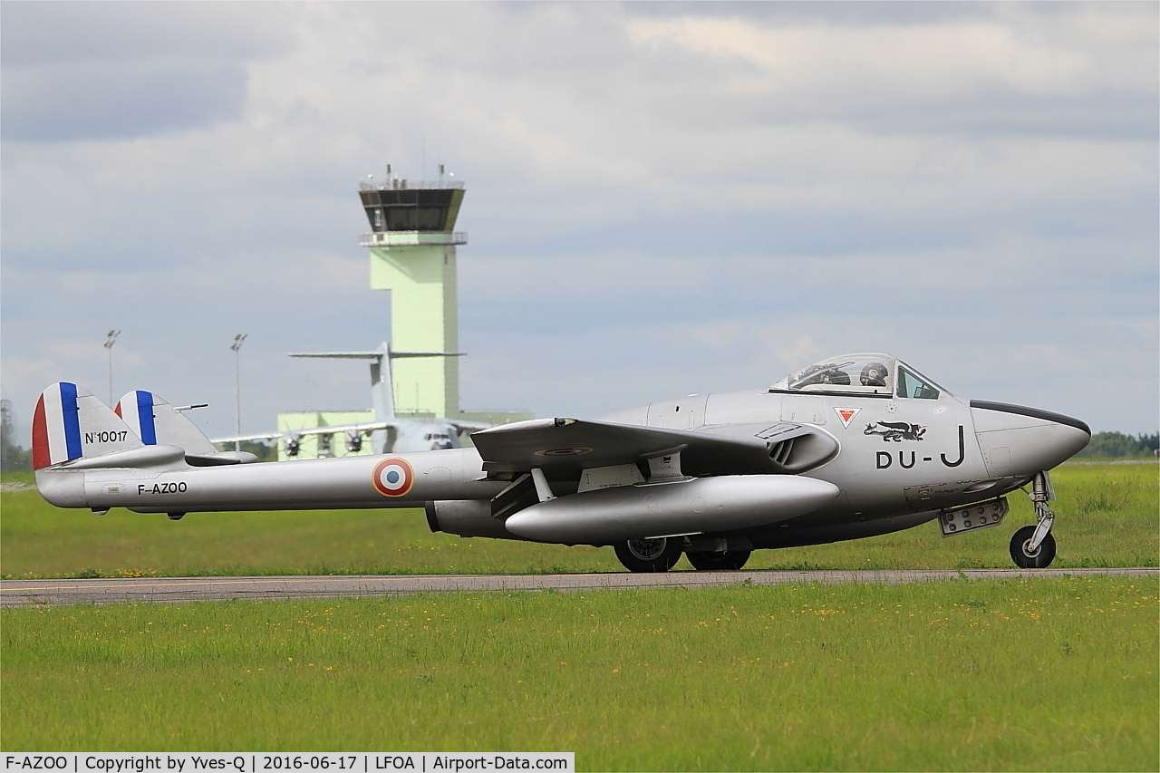 F-AZOO, De Havilland (FFA) Vampire FB.6 (DH-100) C/N 636, De Havilland (FFA) Vampire FB.6 (DH-100), Taxiing, Avord Air Base 702 (LFOA) Open day 2016