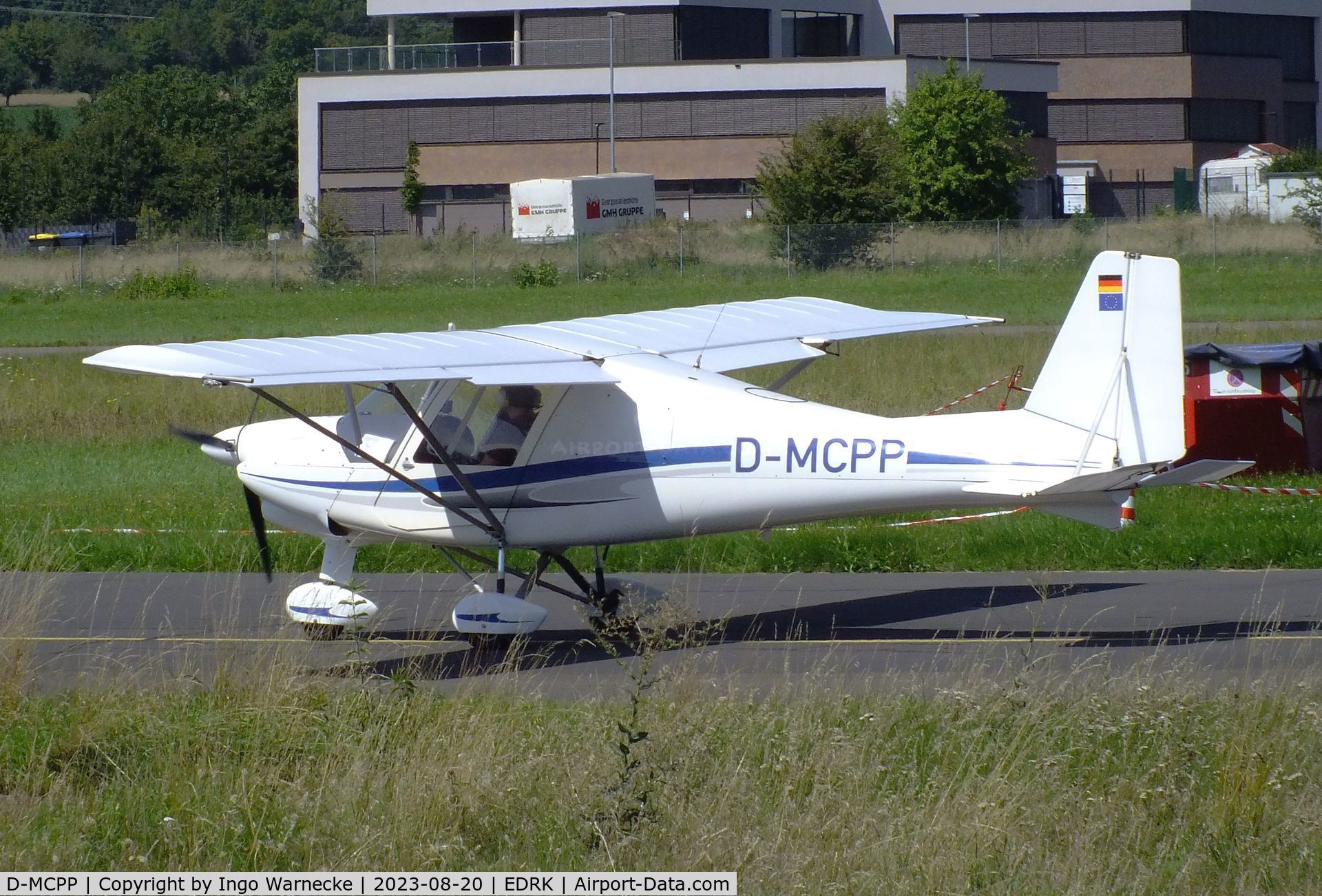 D-MCPP, Comco Ikarus C42B C/N 0051, Comco Ikarus C42B at Koblenz-Winningen airfield