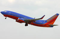 N471WN @ HOU - Takeoff from William P. Hobby Airport, Houston TX - by Nathan Zalcman