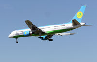 VP-BUD @ LHR - Uzbekistan Airways Boeing 757-200 (VP-BUD) landing at London (Heathrow) Airport in August 2004