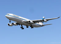 9K-AND @ LHR - Kuwait Airways Airbus A340-300 (9K-AND) landing at London (Heathrow) Airport in August 2004. - by Adrian Pingstone