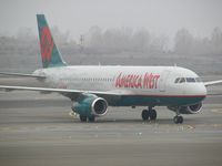 N622AW @ SEA - America West Airlines Airbus A320 at Seattle-Tacoma International Airport - by Andreas Mowinckel