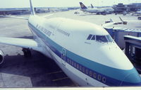 ZK-NBS @ FRA - Air New Zeland's old colour scheme - by Micha Lueck