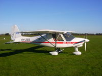 PH-3W5 @ EHST - PH-3W5 This is one of three lessons aircraft belongs to Vereniging van Ultralichte Vliegtuigen Westerwolde.