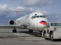 N901DA @ SEA - Delta Airlines MD90-30 at Seattle-Tacoma International Airport - by Andreas Mowinckel