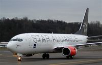 SE-DYT @ BFI - SAS 737-883 in Star Alliance livery.  It was a very pleasant surprise to see this bird touch down! - by Andreas Mowinckel