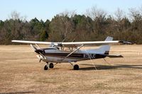 N739JC @ 3M5 - Sitting on the ramp at Moontown - by Lee Mills
