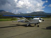 N42EP @ TVL - Cessna Skyhawk - by Bonnie Robb