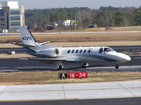 N23YC @ PDK - Taxing to Runway 2R - by Michael Martin