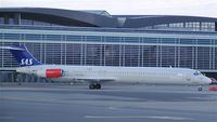 LN-ROW @ CPH - SAS MD80 - once the king of the Scandinavian skies. Today, there's just a few left.