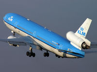 PH-KCD @ EHAM - Lovely design - by Jeroen Stroes