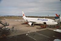 F-OHSD @ SYD - nice company I guess ...