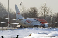 OO-TNE @ KRK - on the APRON (border) - by Pawel Kleszcz