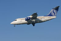 OO-DJE @ BRU - arrival on rnw 25L