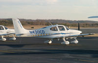 N430CD @ DAN - white with stripes - by Richard T Davis