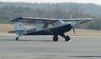 N986P @ DAN - white and navy - by Richard T Davis