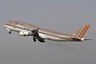 HL7414 @ LAX - Departing 25R trailing brake dust on a hazy day.