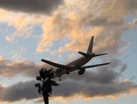 UNKNOWN @ LAS - This Pilot learned from others mistake and averted near disaster. It's like George of the Jungle -  - by SkyNevada