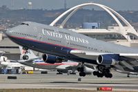N173UA @ LAX - Close-up of United Airlines N173UA (747-422) - Flight UA891 - departing LAX RWY 25R for Narita International Airport (RJAA), Japan. - by Dean Heald