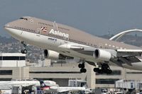 HL7428 @ LAX - Close-up of Asiana HL7428 (Boeing 747-48E) - FLT 201 departing LAX enroute to Seoul Korea.