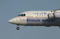 OO-DJL @ BRU - arrival to rnw 25L
