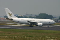 F-GEMO @ BRU - taxiing to rnw 25R to take-off