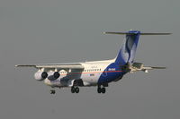 OO-DJQ @ BRU - short land on rnw 25L