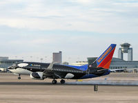 N713SW @ KLAS - Southwest Airlines - 'Shamu' /  Boeing 737-7H4 - by Brad Campbell